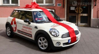 Véres MINI ajándékba