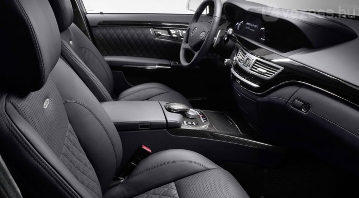 Hűtött, fűtött, masszás funkciós, kanyarban keményedő sportülések