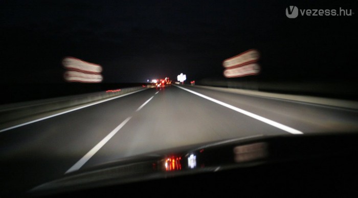 Autópálya a kamionos zombik ellen