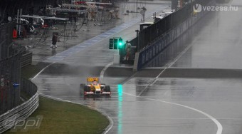 Összeesküvés Alonso ellen?