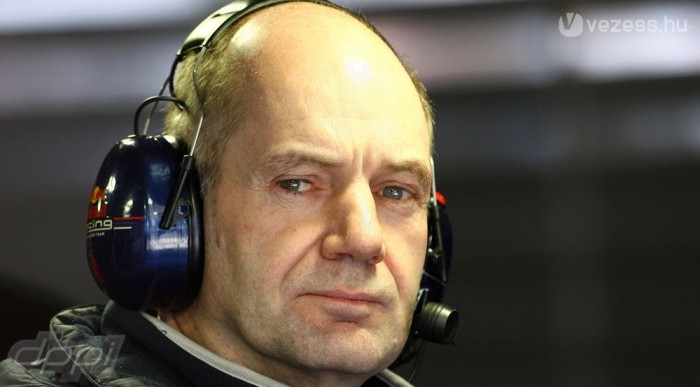 A Red Bull éjjel-nappal fejleszt