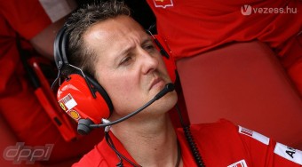 Lelép vagy főnök lesz Schumacher?