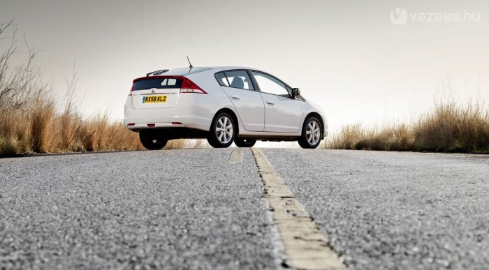 Magyarországon az új hibrid Honda 8