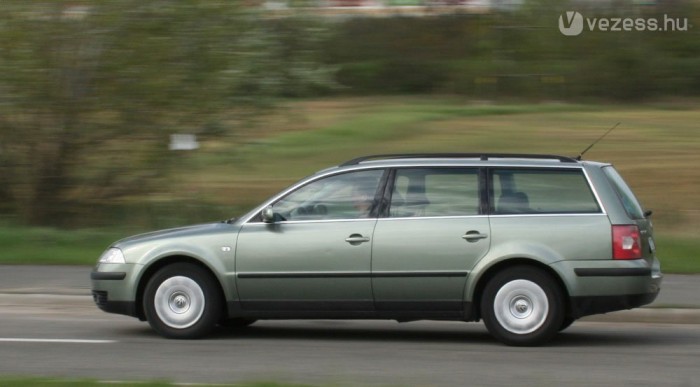 Vezetni jobb a Fordot és a Mazdát