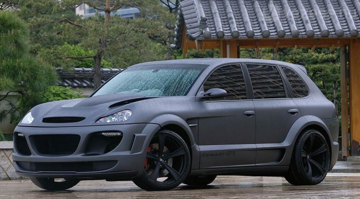 300 feletti tempóra képes