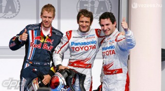 Vettel szerint az üzemanyagon múlott