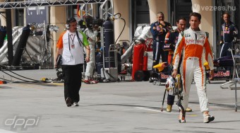 Büntetés, változik a rajtsorrend!