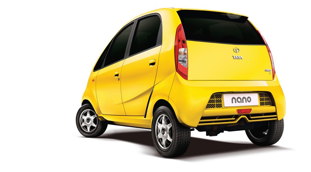 33174_245849_1000x700.jpg | Vezess | Vezess A motor hátul a csomagtartó alatt van