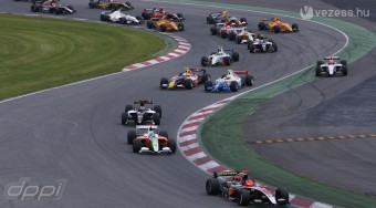 Magyarországra jönnek a Renault sztárjai