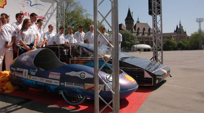 Egy ország két koncepció