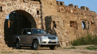 Mazda BT-50: Hiltonból a diákszállóba