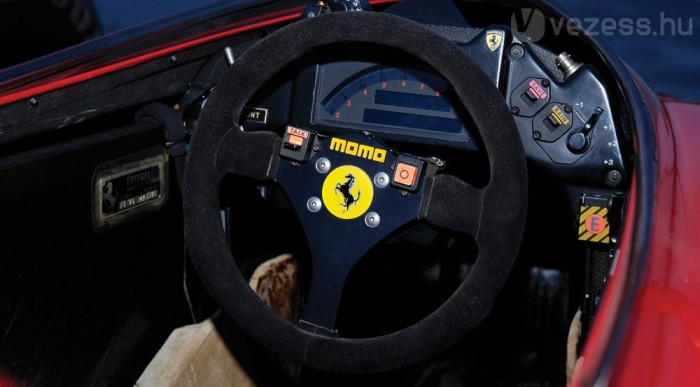 Eladja a világbajnok F1-esét a Ferrari 7 | Vezess Eladja a világbajnok F1-esét a Ferrari 7