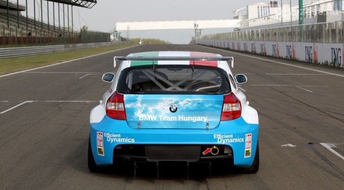 Látványos, de csendes