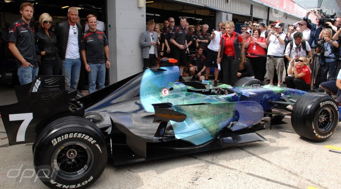 A focista és neje Silverstone-ban