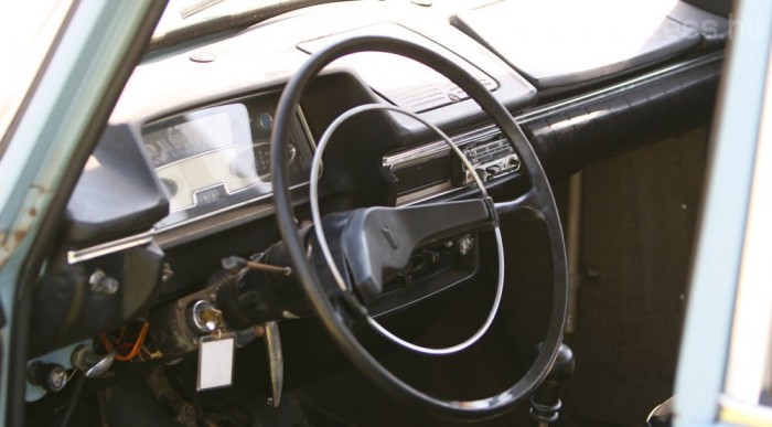 Középen a dudakarima