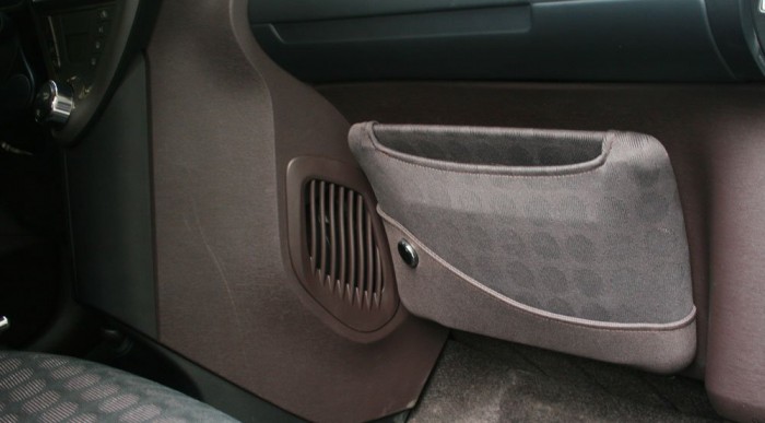 Toyota iQ: Ami a smartból kimaradt 9 | Vezess Szép de haszontalan