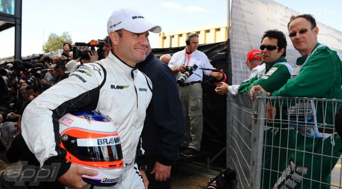 Barrichello még évekig kitart