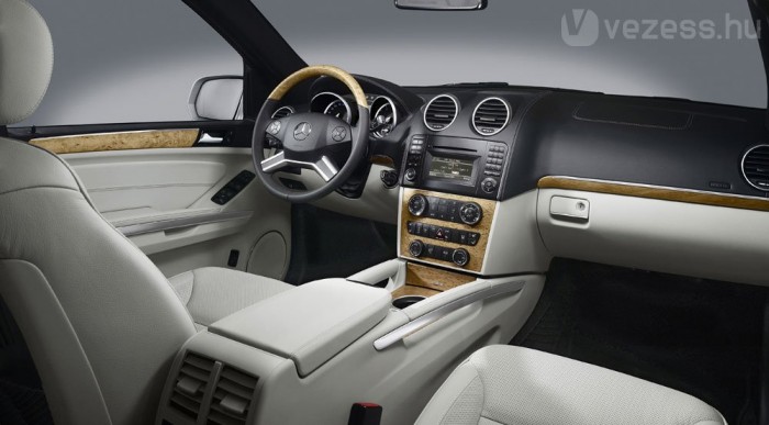 Megújult a nagytestű Mercedes 5