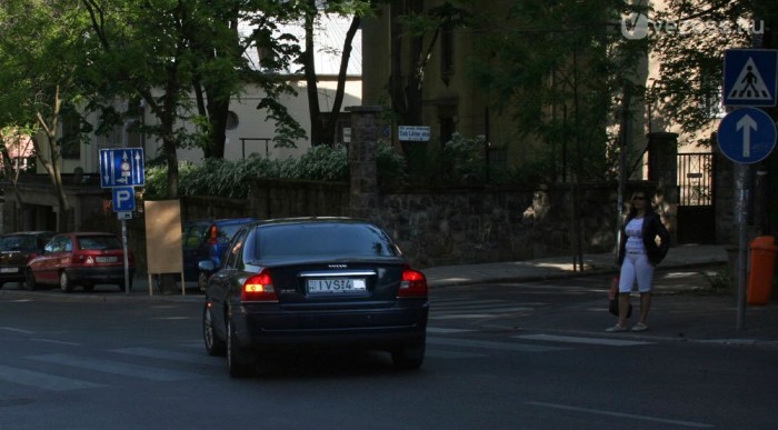 Belőle sem lesz udvarias autós