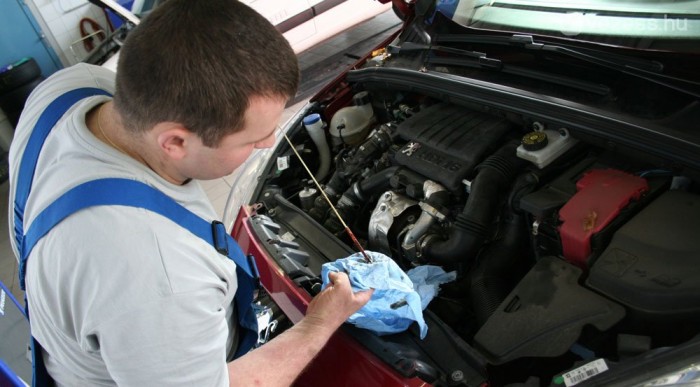 Legalább a nívópálcát húzzuk ki