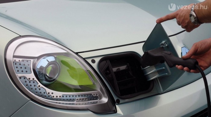 Otthon 6-8 órás töltést kér