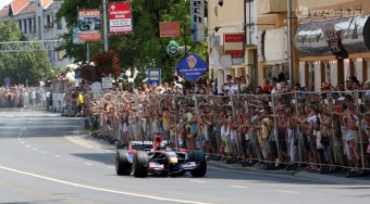 F1-rajongók, irány Szeged!