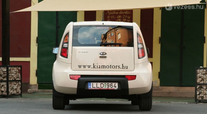 Eredetibb színek is vannak