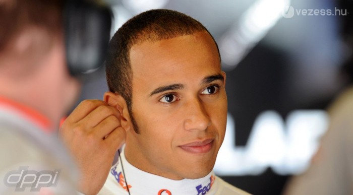 Lefagyott a McLaren, Hamilton bírál