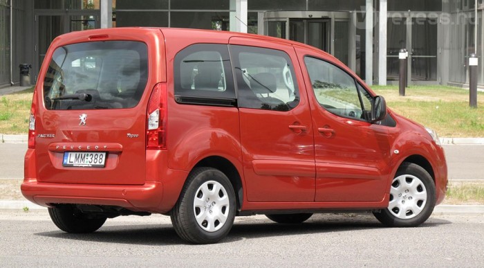 Ötnek kényelmes, hétnek határeset