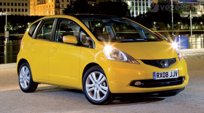 Japán legjobbja az új hibrid 3 | Vezess Japán legjobbja az új hibrid 3