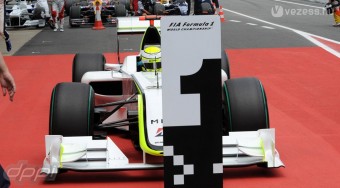 Nem rohan a szponzorkereséssel a Brawn