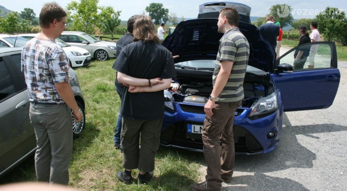 A Focus RS mindent vitt 10 | Vezess Mennyiii?