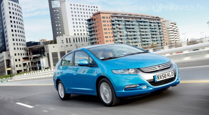 Az Insight miatt van árharc