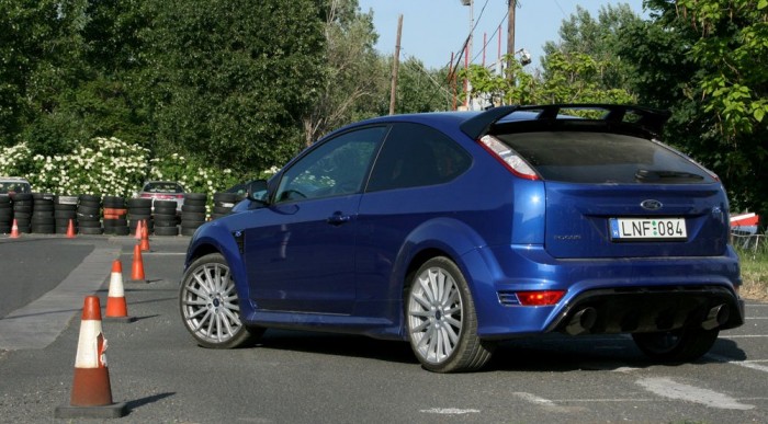 Focus 305 lóerővel – Ez üt 10