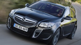 Kombiban is jön a durva Opel