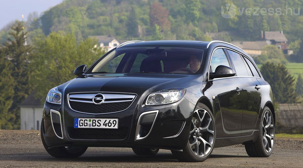 Videó: Opel Insignia OPC 5
