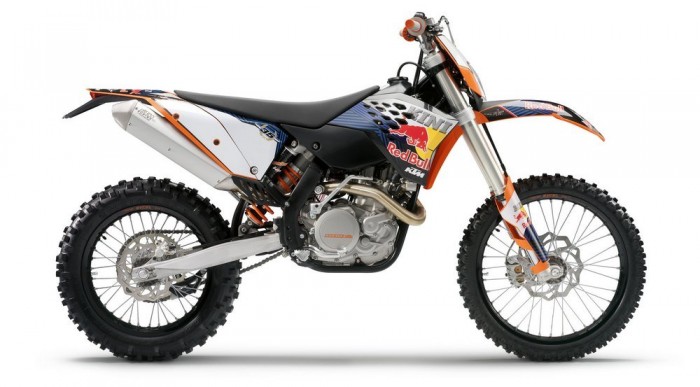 Ünnepi terepmotor a KTM-től 3 | Vezess KTM limitált példányszámban vörös bikával