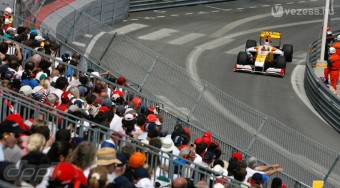 Alonsót stresszeli Monaco