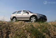 Sportos vagány autó a Scout