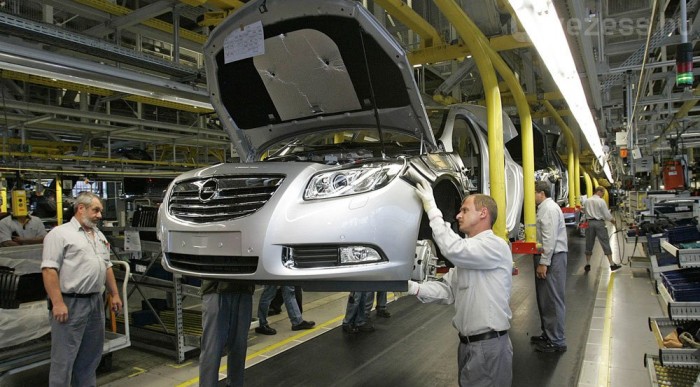 Keresztbe tettek az Opelnek 5 | Vezess Keresztbe tettek az Opelnek 5