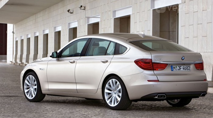 Egyterű a BMW-től? 8