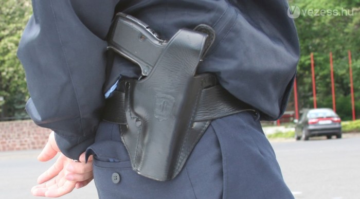 Kinek, mire van joga? 