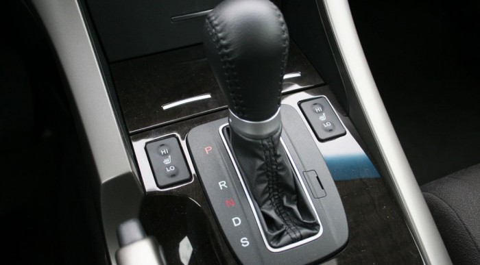 Ötfokozatú, nem túl gyors