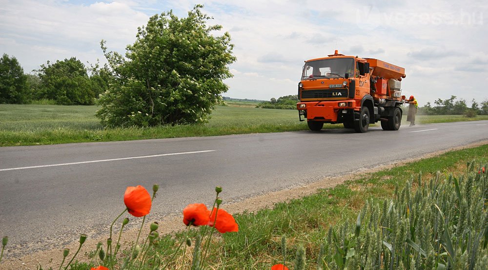 Magyar Közútkezelő naptár 2009. május