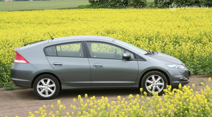 Insight: mit tud az olcsóbb hibrid? 17 | Vezess A padlólemez és a futómű a Jazz rokona