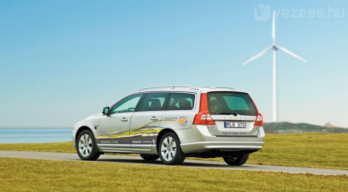 Konnektorról tölthető Volvo 6