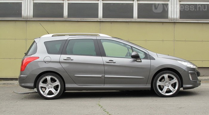 Nem látszik hétszemélyesnek