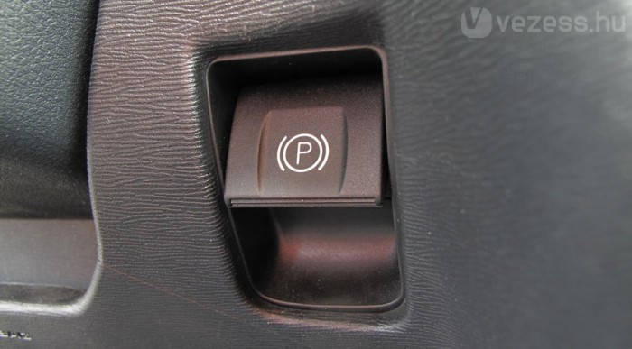 Szokni kell a villanykéziféket