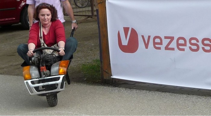 Az orr rész követi a hagyományokat