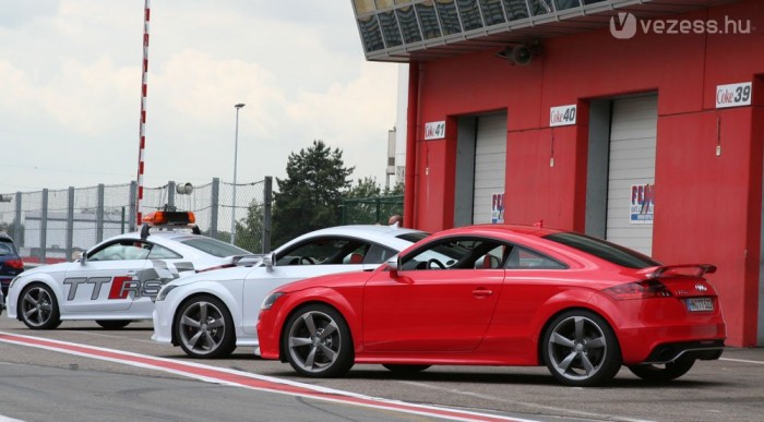 Lépést tart az R8-cal a TT RS